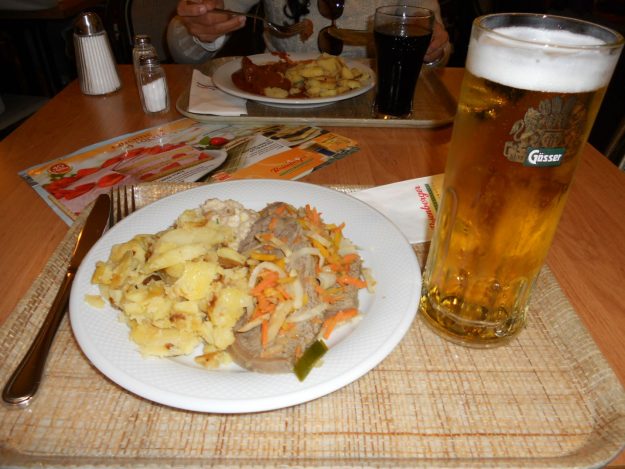 tafelspitz comida tipica austriaca