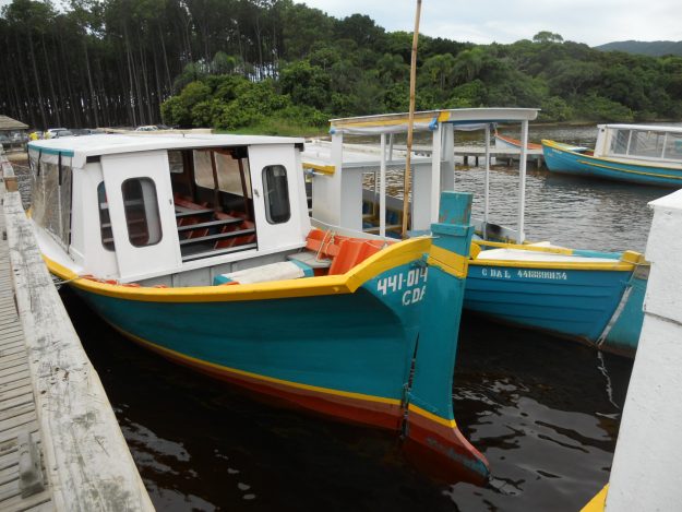 passeio de barco em florianopolis
