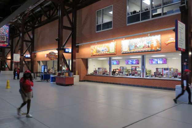 Lanchonetes corredores estádio Phillies
