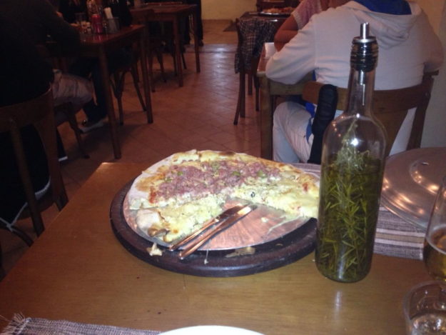 pizza da cidade onde comer em paraty