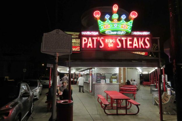 Fachada do Pat's King of Steak