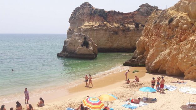 prainha portimão melhores praias de portugal