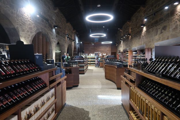 Cave Calem vinho do Porto
