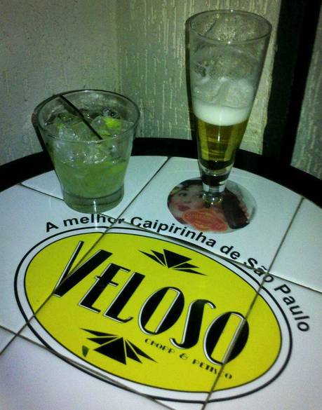 lugares para comer em SP drinks caipirinha