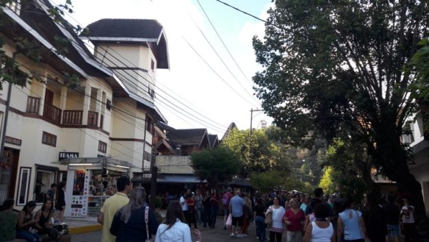 campos do jordao onde ficar capivari rua