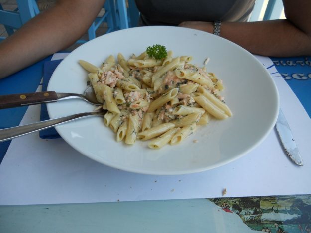 ilha de milos grecia restaurante sirocco