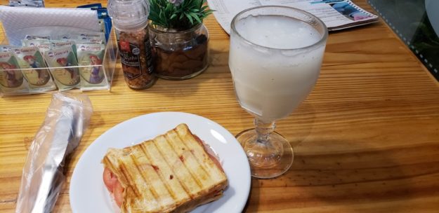onde comer em barreirinhas divino cafeteria