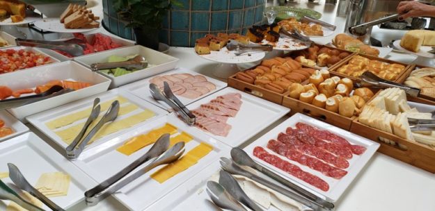 cafe da manha blue tree hotel sao luis