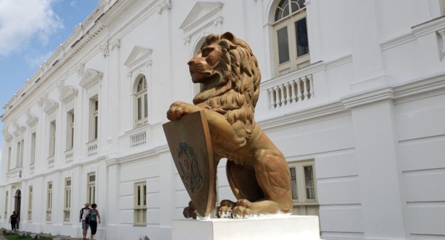 palacio dos leoes sao luis o que fazer