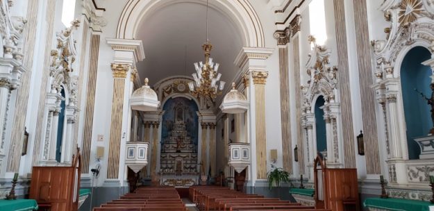 o que fazer em vassouras igreja matriz altar